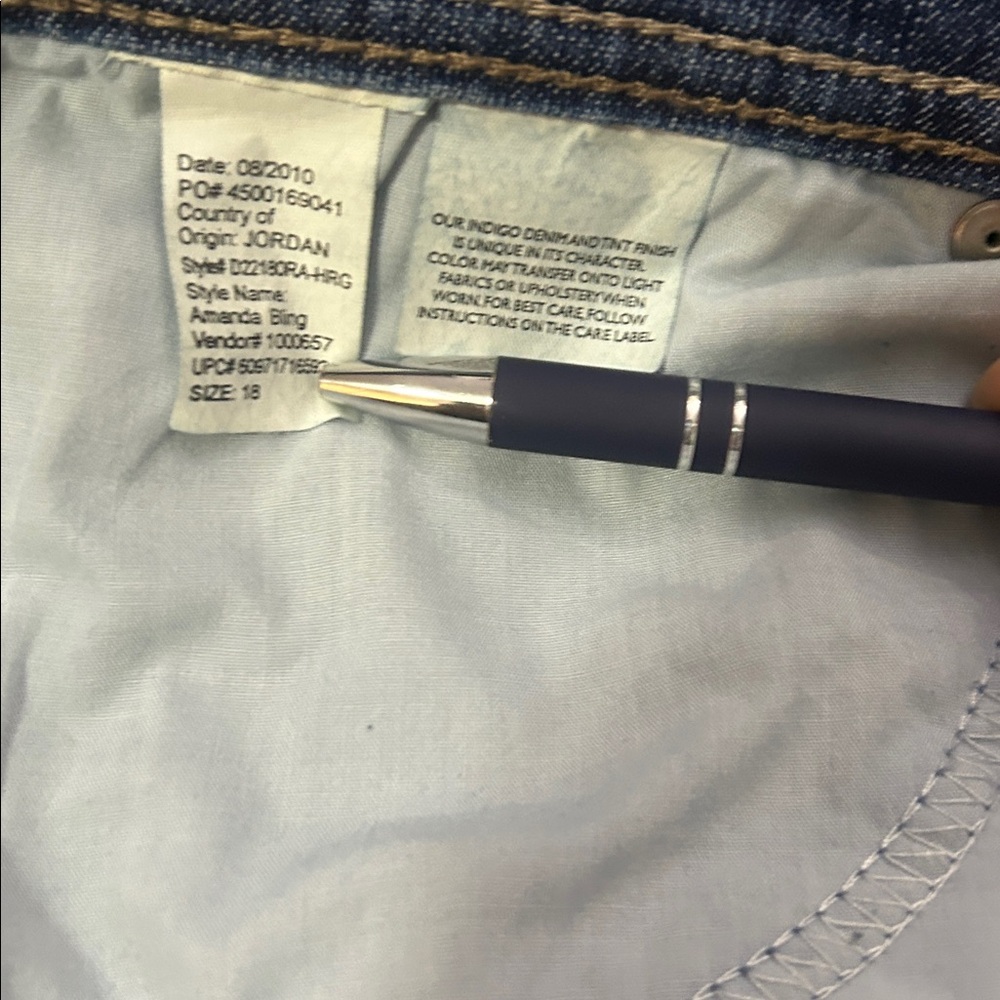 Gloria Vanderbilt Dark Blue Relaxed Jeans size 18 - Picture 9 of 9